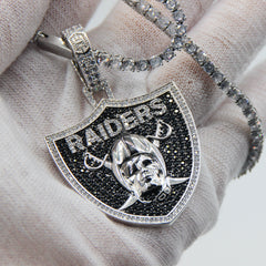 Las Vegas Emblem Pendant Necklace – Perfect Gift for True Las Vegas Fans