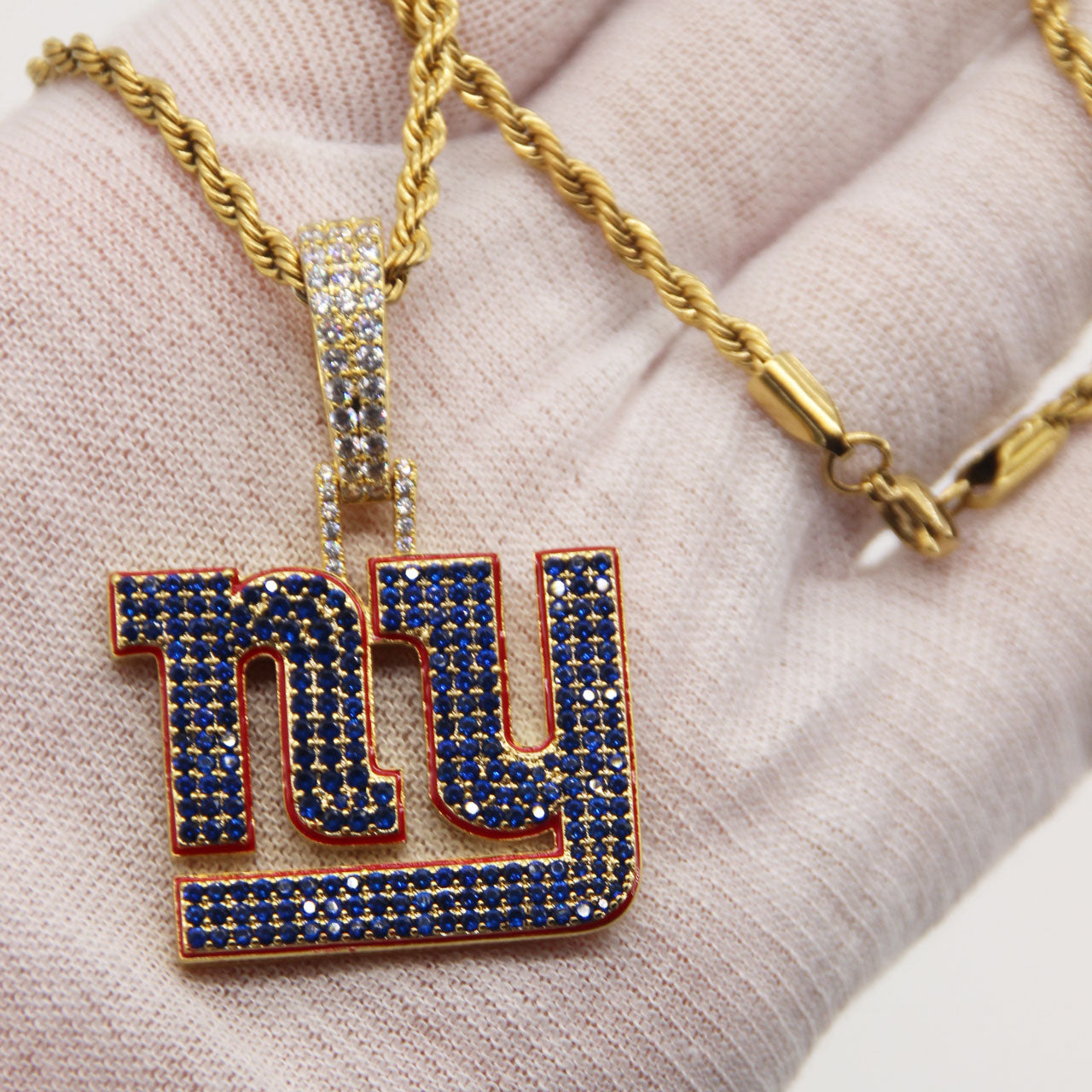 New York City Emblem Pendant Necklace – Fan Gift Jewelry for Game Day & Holidays